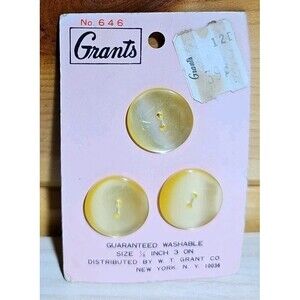 Grants Buttons Size (7/8 In) No.646 Tan ,Cream 2 Hole  Made In Japan